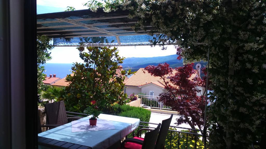 Apartments Silmare Rabac Buitenkant foto